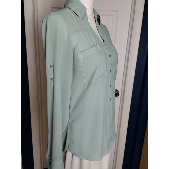 Express Sage Green Button Up Blouse Roll Tap Sleeve Lightweight Elevated Basic - Picture 5 of 8
